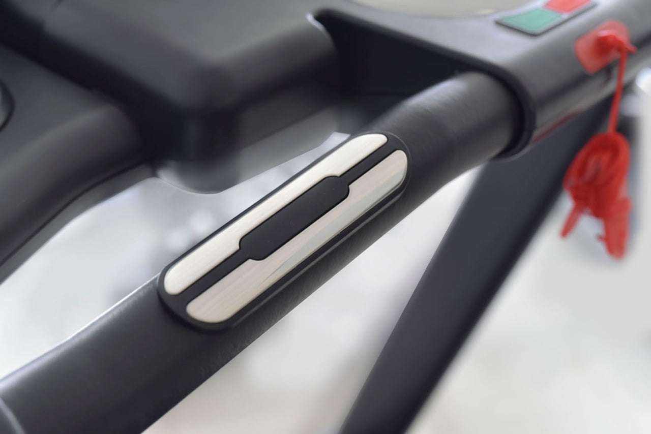 TOORX Laufband Voyager Plus HRC (App ready)