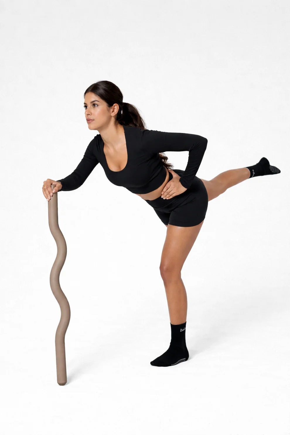 The Virtù Line Sculpt Barbell Beam