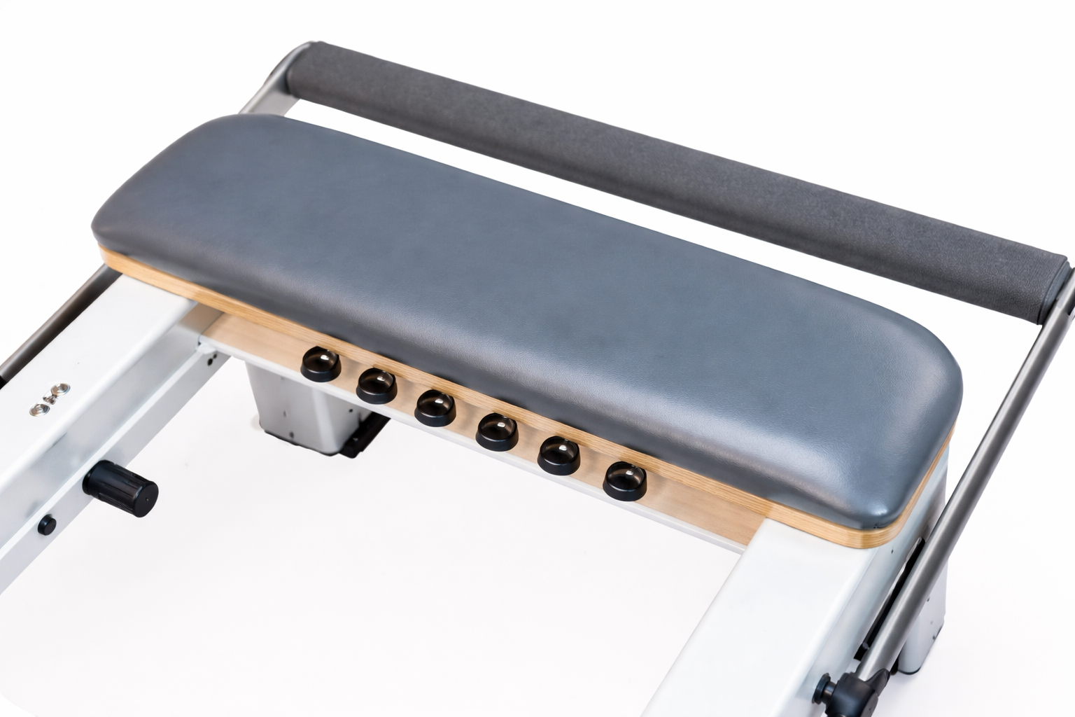 The Virtù Line Reformer CALIGO