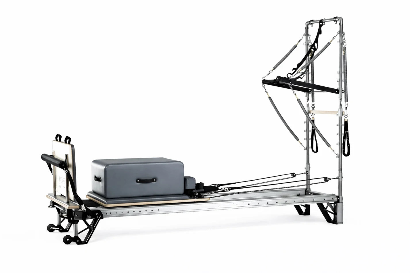 The Virtù Line Reformer CANDELA