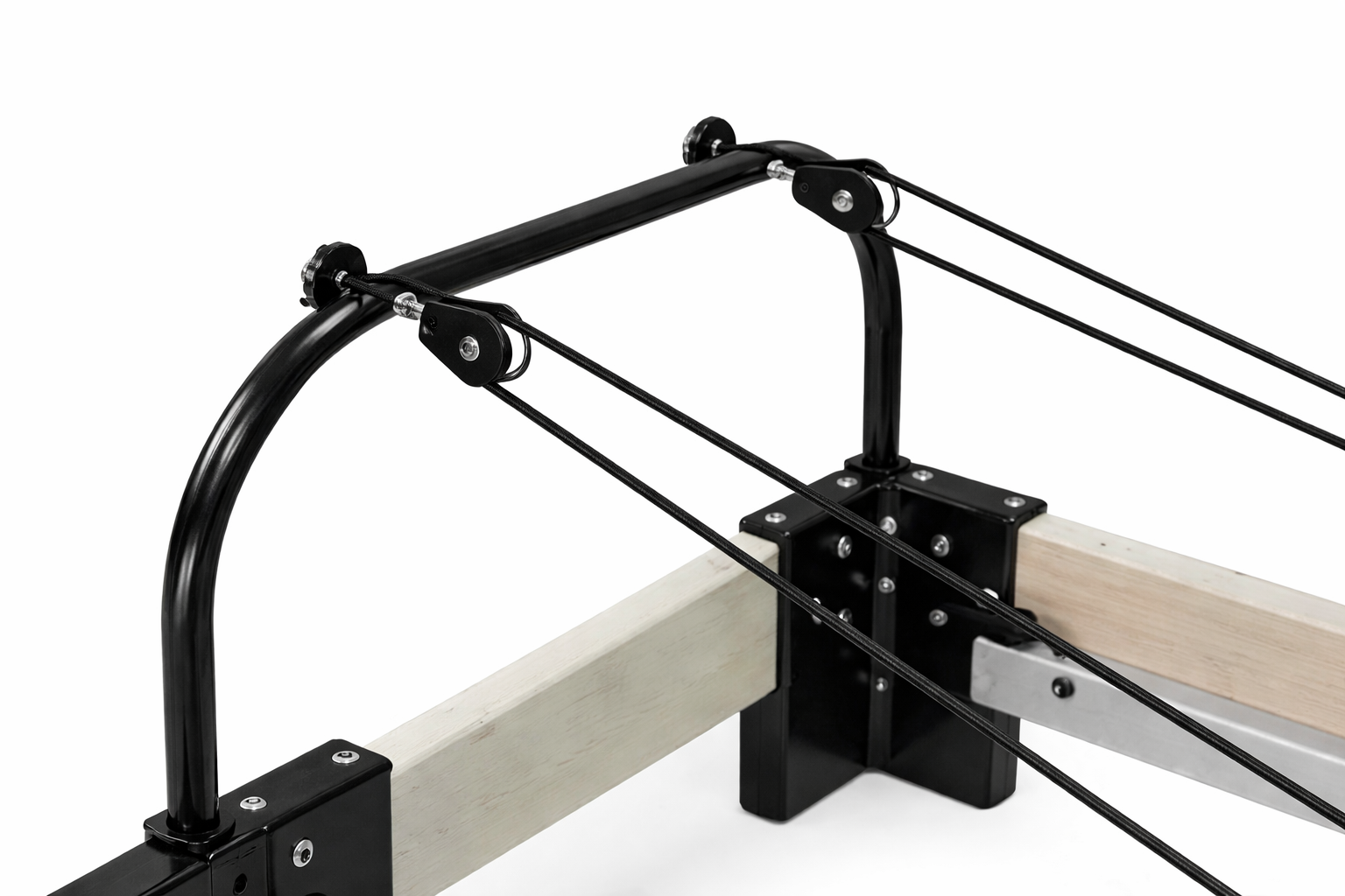 The Virtù Line Reformer CENERE