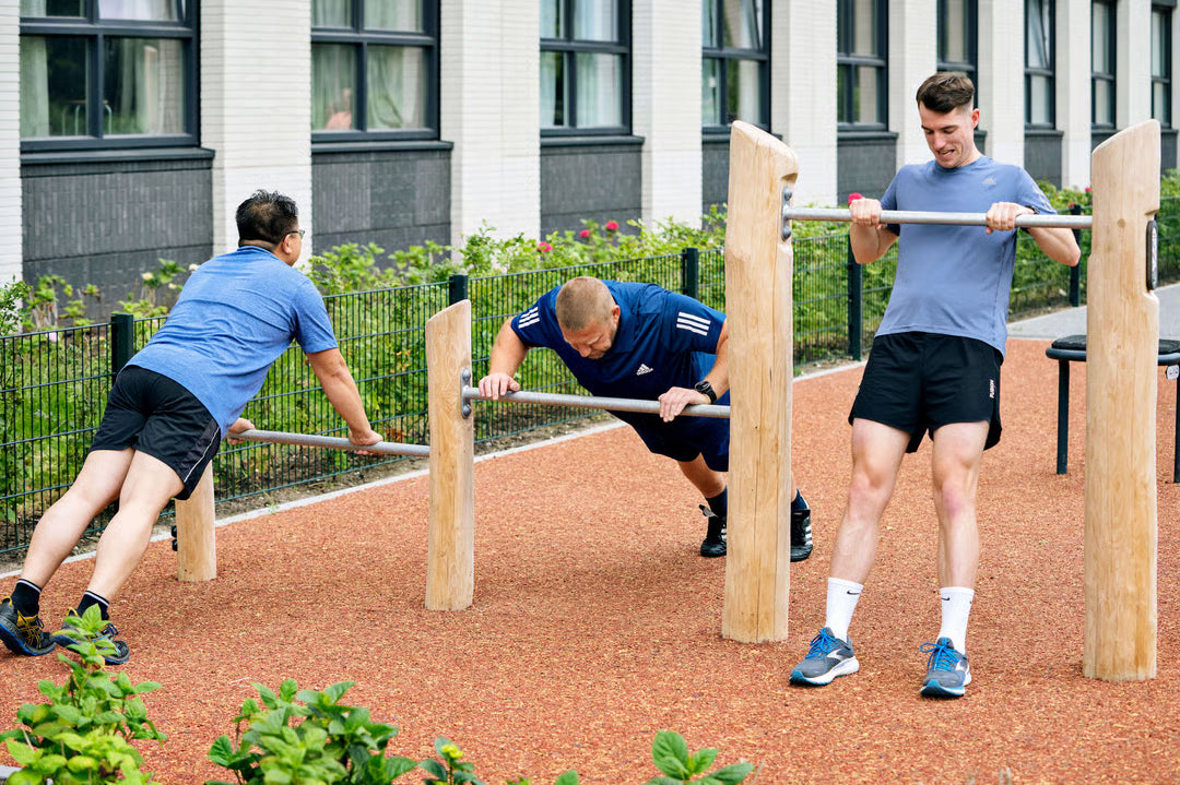 Kompan Outdoor Street Workout Robinia Push Up Barren