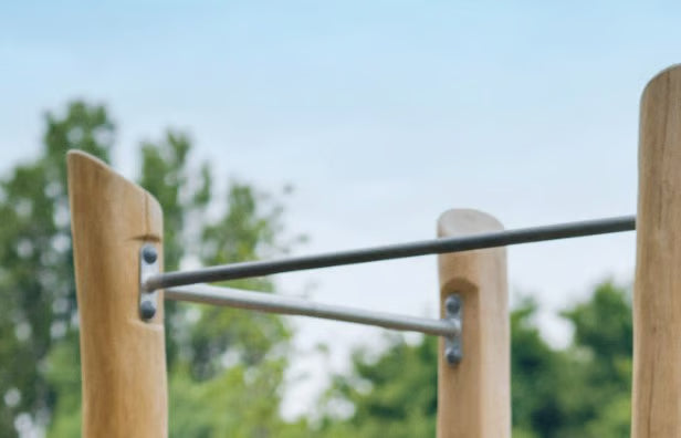 Kompan Outdoor Street Workout Robinia Combi 4
