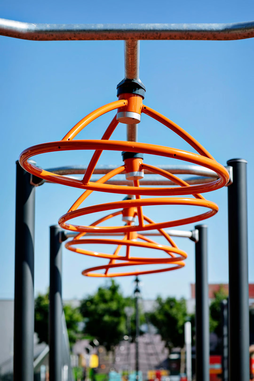 Kompan Outdoor Hindernisparcours Doppel-Turbo Hangelstrecke
