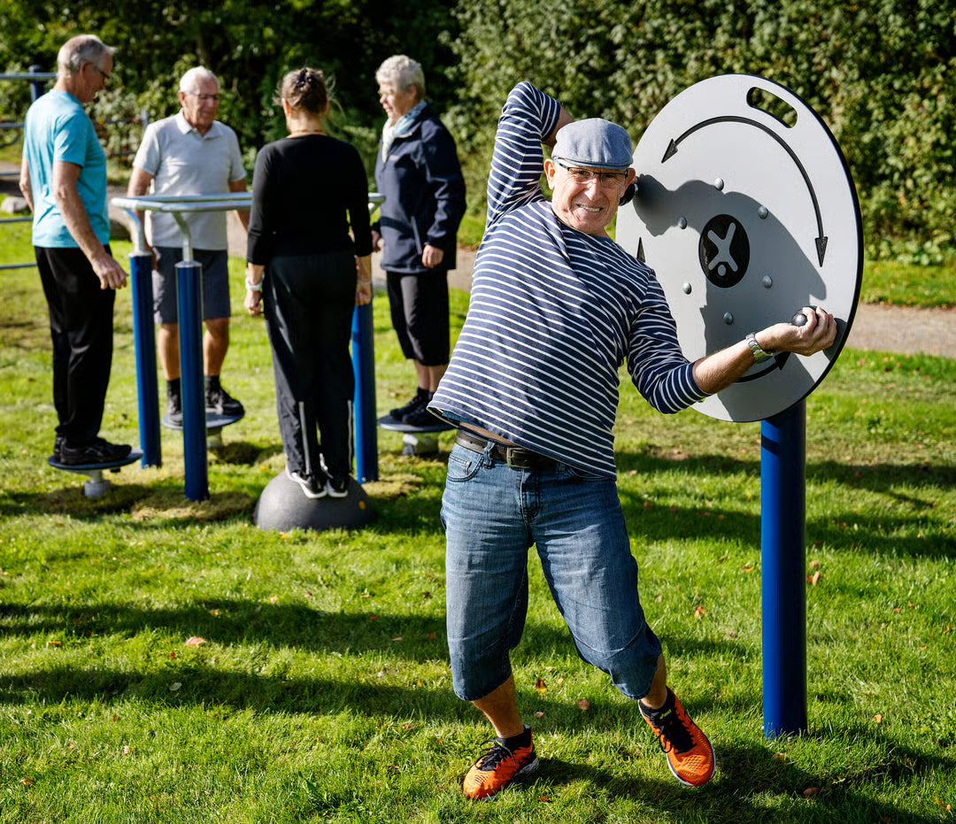 Kompan Outdoor Stay Fit Flexrad & Leg Lift