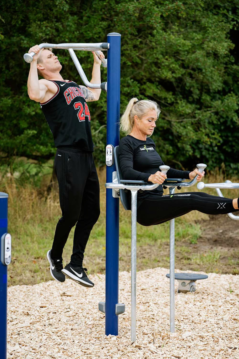 Kompan Outdoor Stay Fit Leg Lift & Pull Up