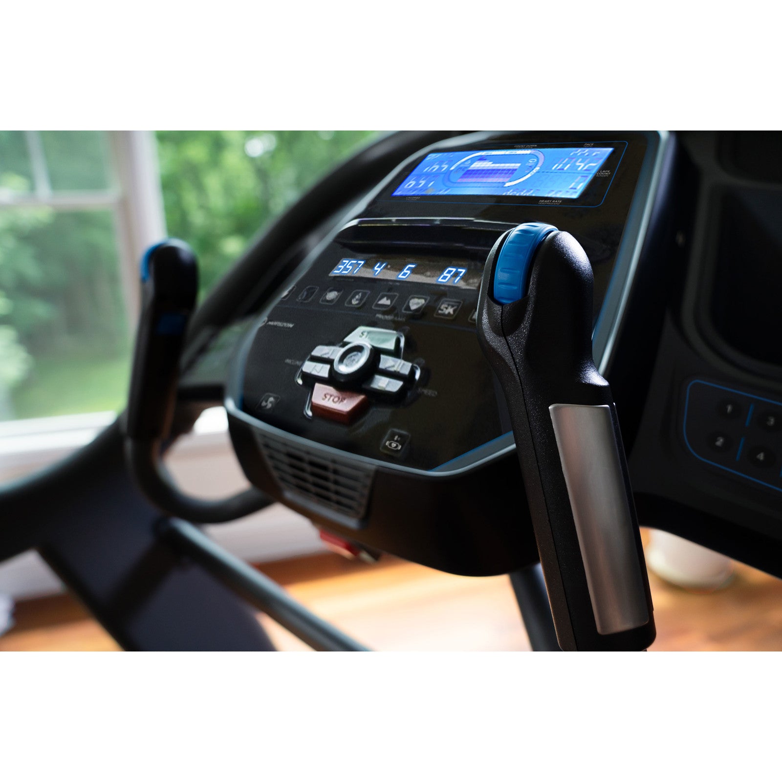 Horizon Fitness Laufband 7.4 AT