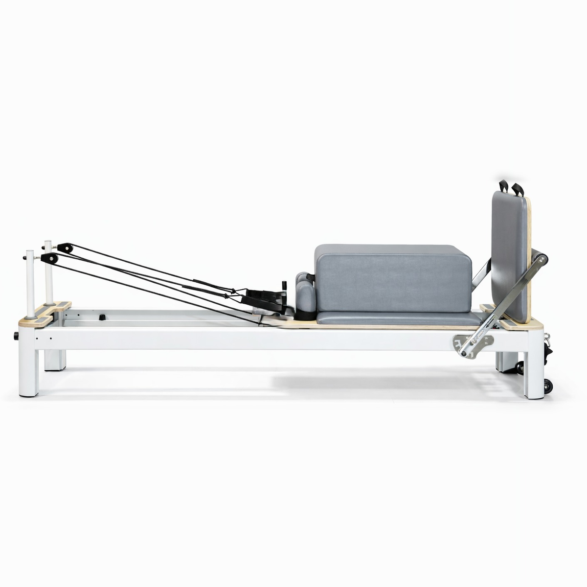 ALLORO Pilates-Reformer mit Aluminiumrahmen – Premium-Reformer der Virtù Line