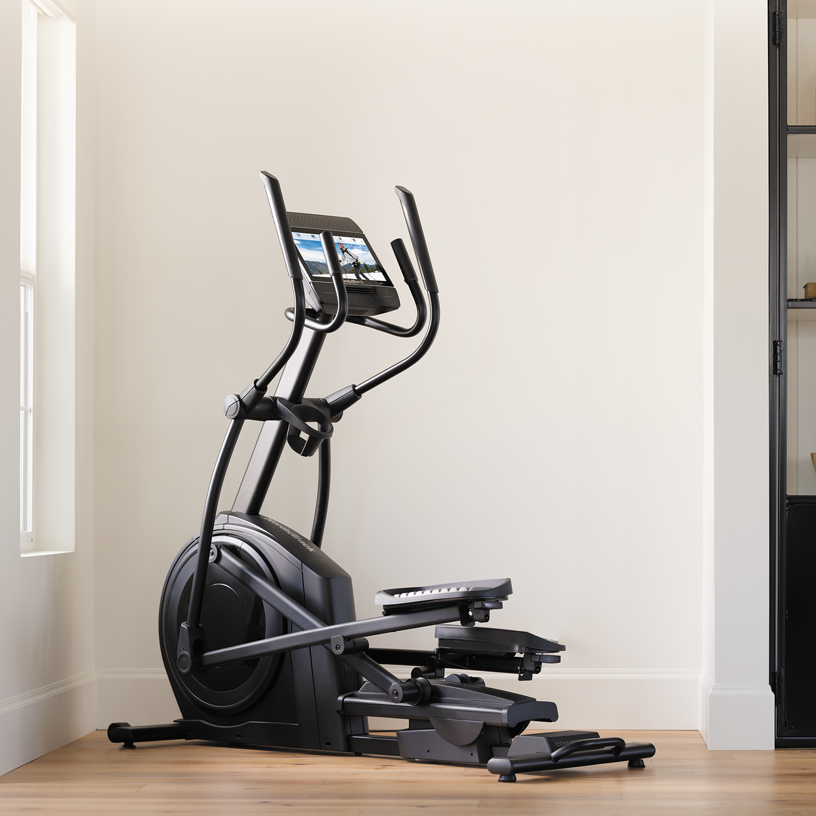 NordicTrack Ellipsentrainer AirGlide 14i