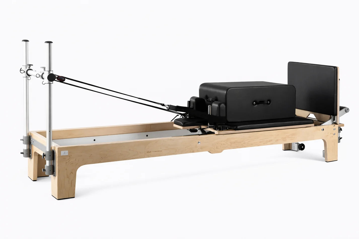 The Virtù Line Reformer SOLEA