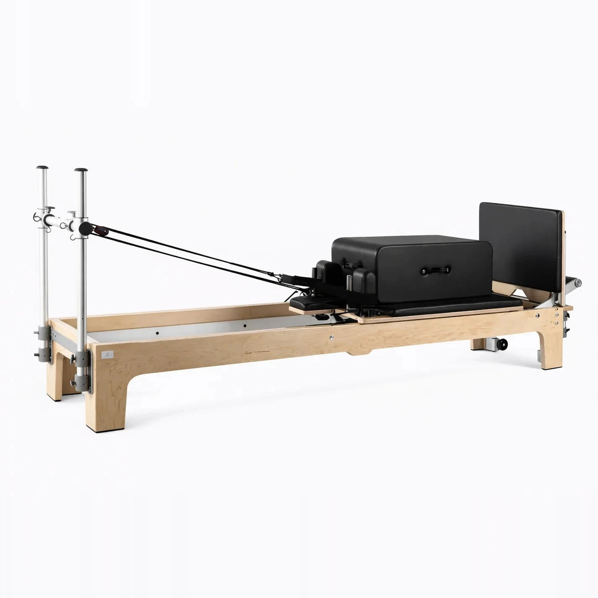 The Virtù Line Reformer SOLEA