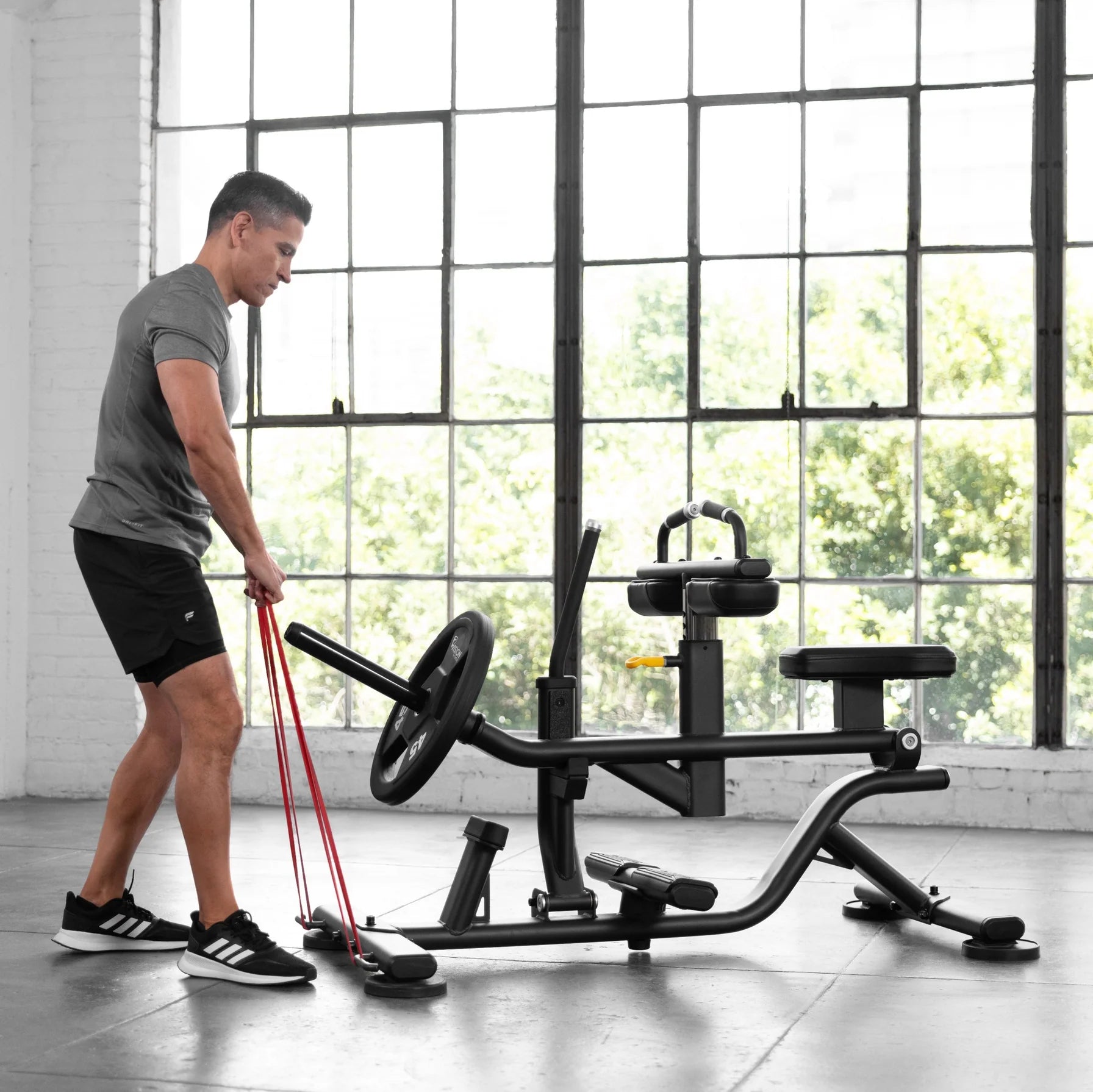 Vision Fitness Wadenmaschine sitzend Plate Loaded