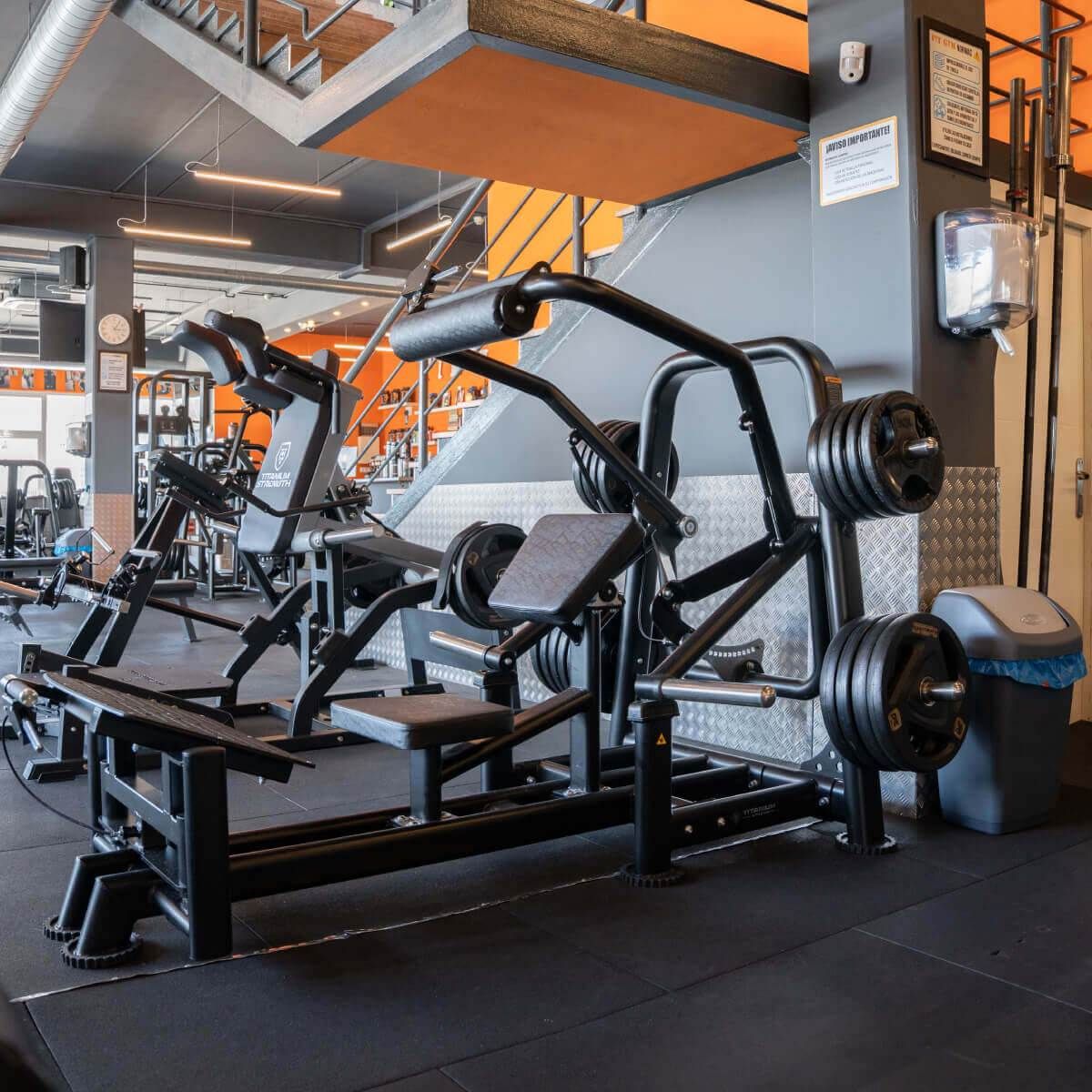 Titanium Strenght Genesis Series Hip Thrust