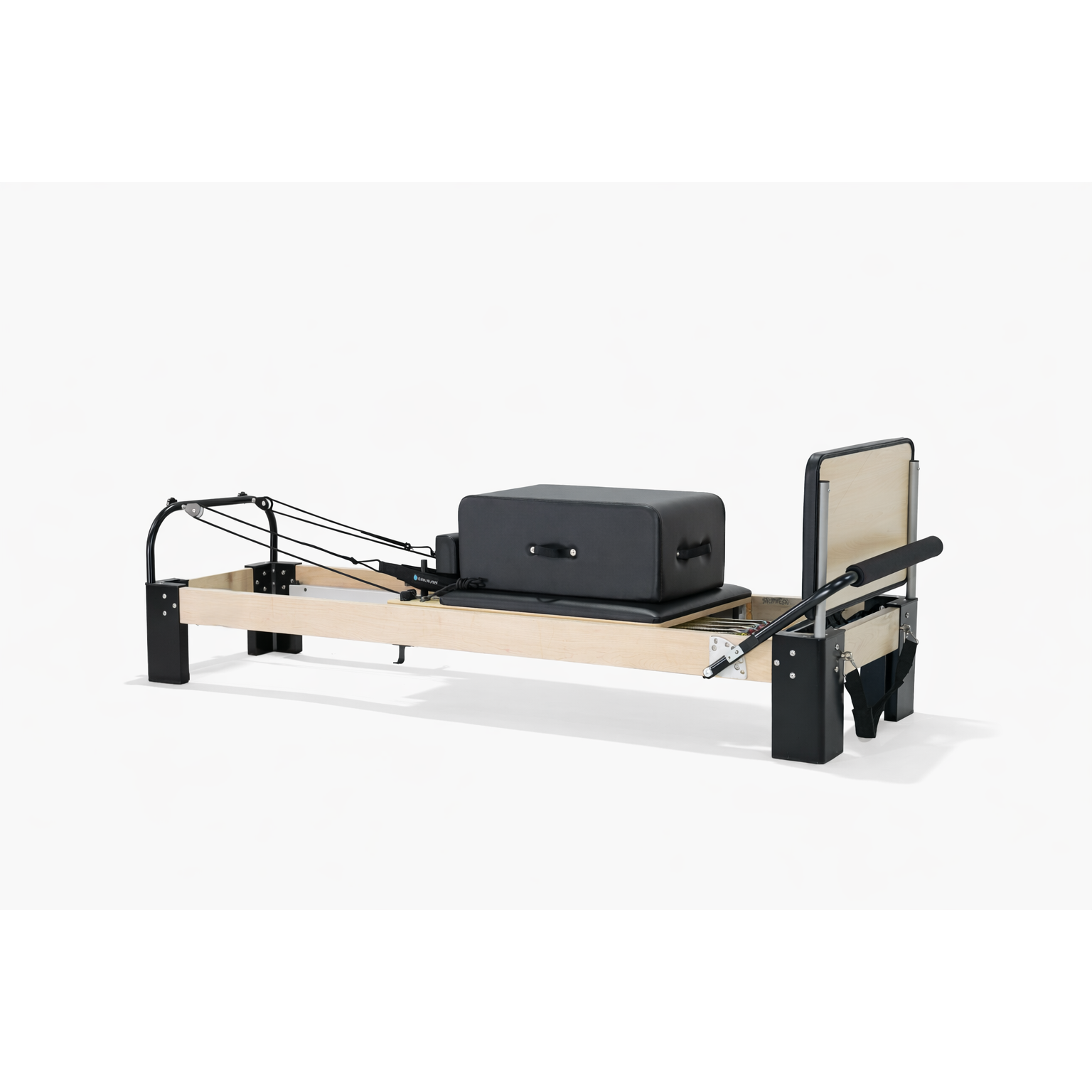 The Virtù Line Reformer CENERE