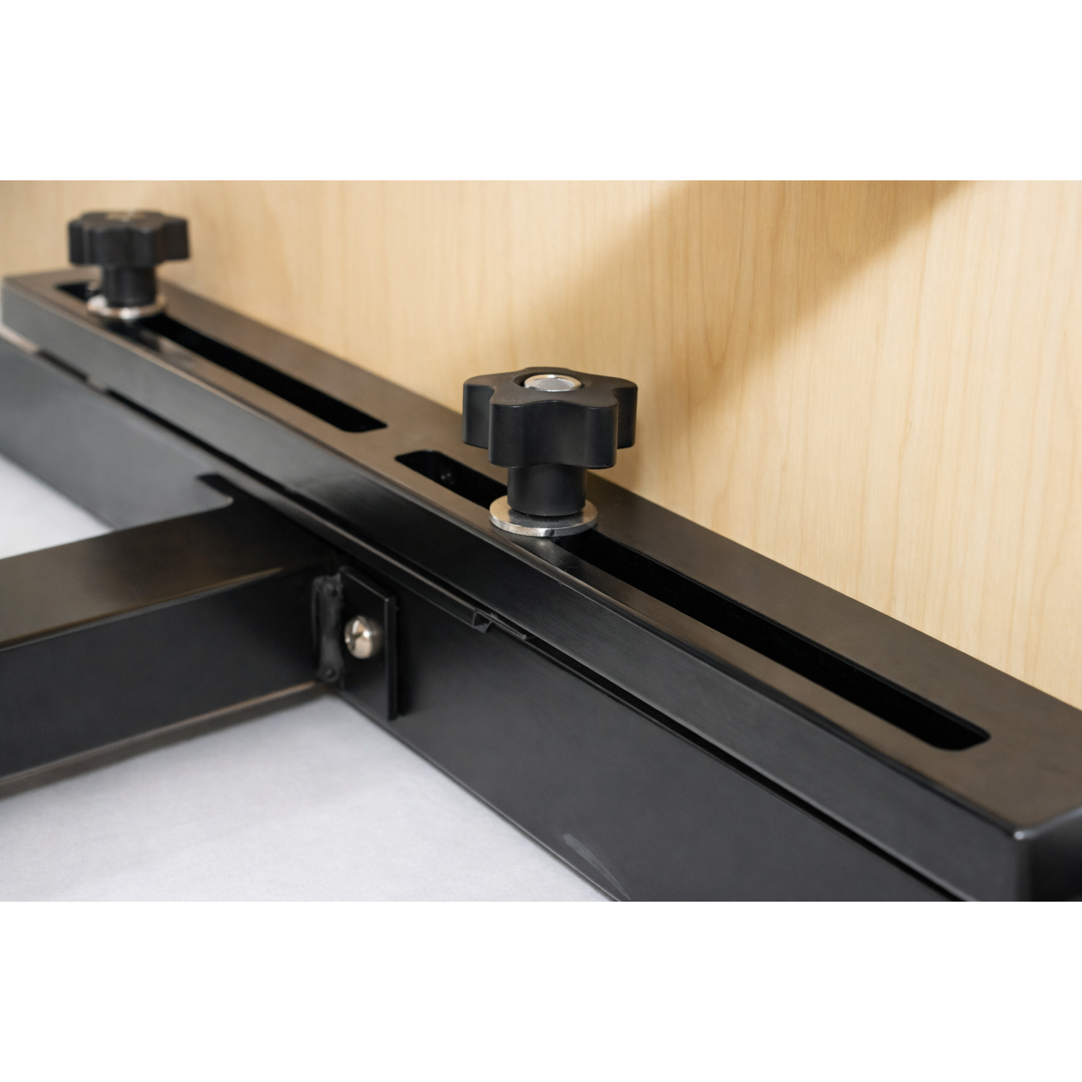 The Virtù Line Ladder Barrel TELA – Ansicht 3 — Pilates Barrel | The Virtù Line