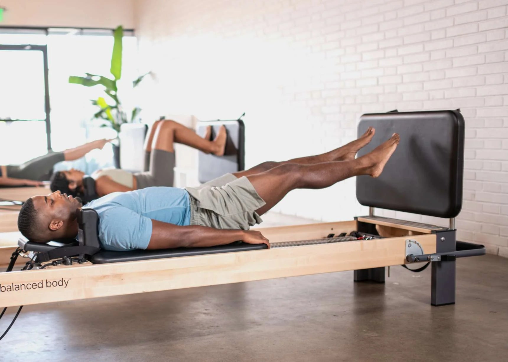 Balanced Body Padded Jumpboard – Ansicht 45 — Pilates Zubehör | Balanced Body