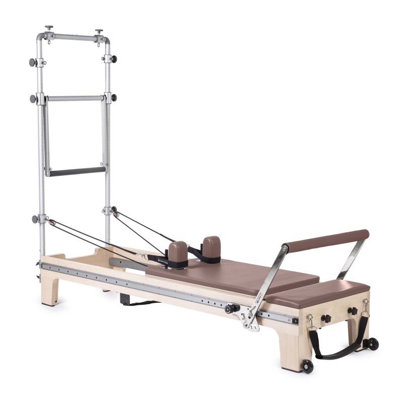 Elina Pilates Master Instructor Reformer mit Half Cadillac