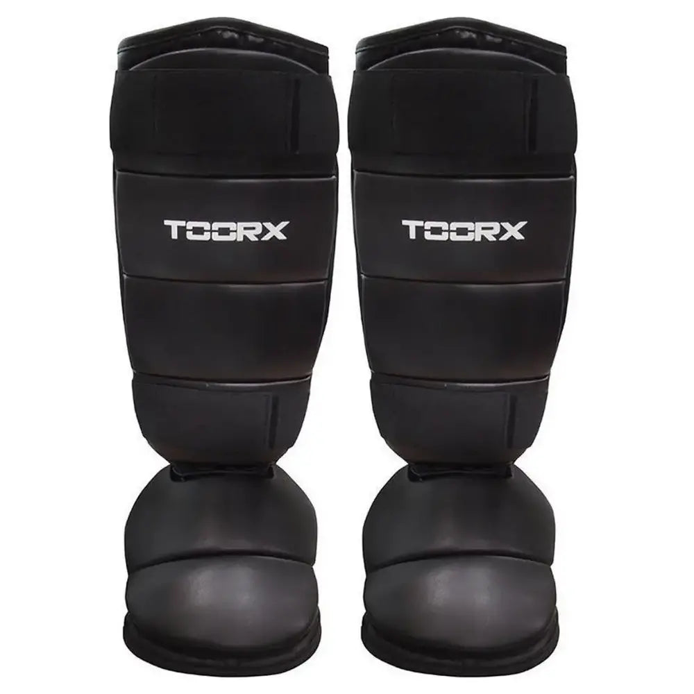 TOORX Schienbeinschoner mit Fußteil BOT-016/017 (S/M, L/XL)