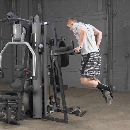 Bodysolid Vertikal Knee / Dip Station für G9