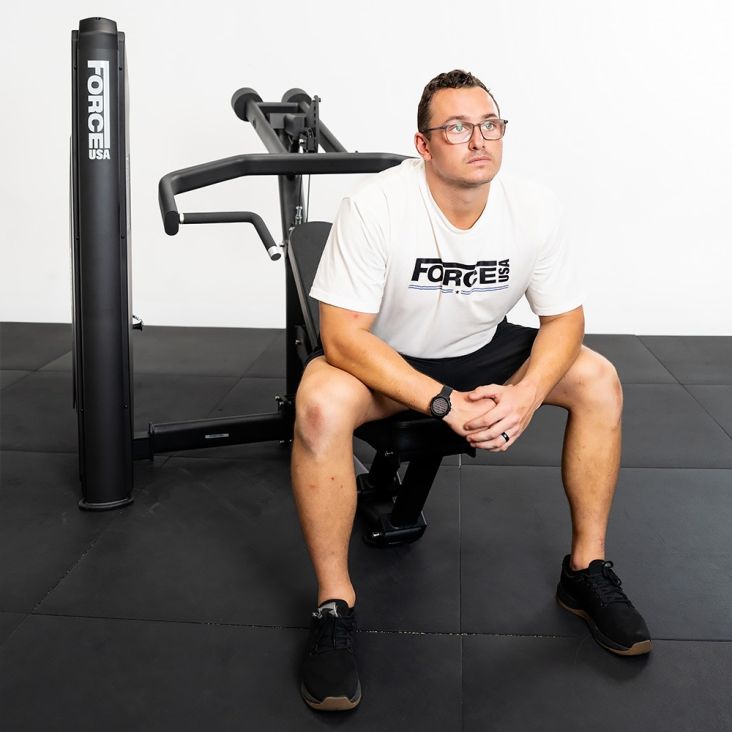 ForceUSA Selectorisierte Brust- und Schulterpresse