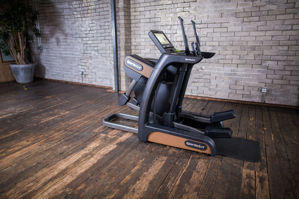 SportsArt ECO-NATURAL Status Line Crosstrainer Verso V886