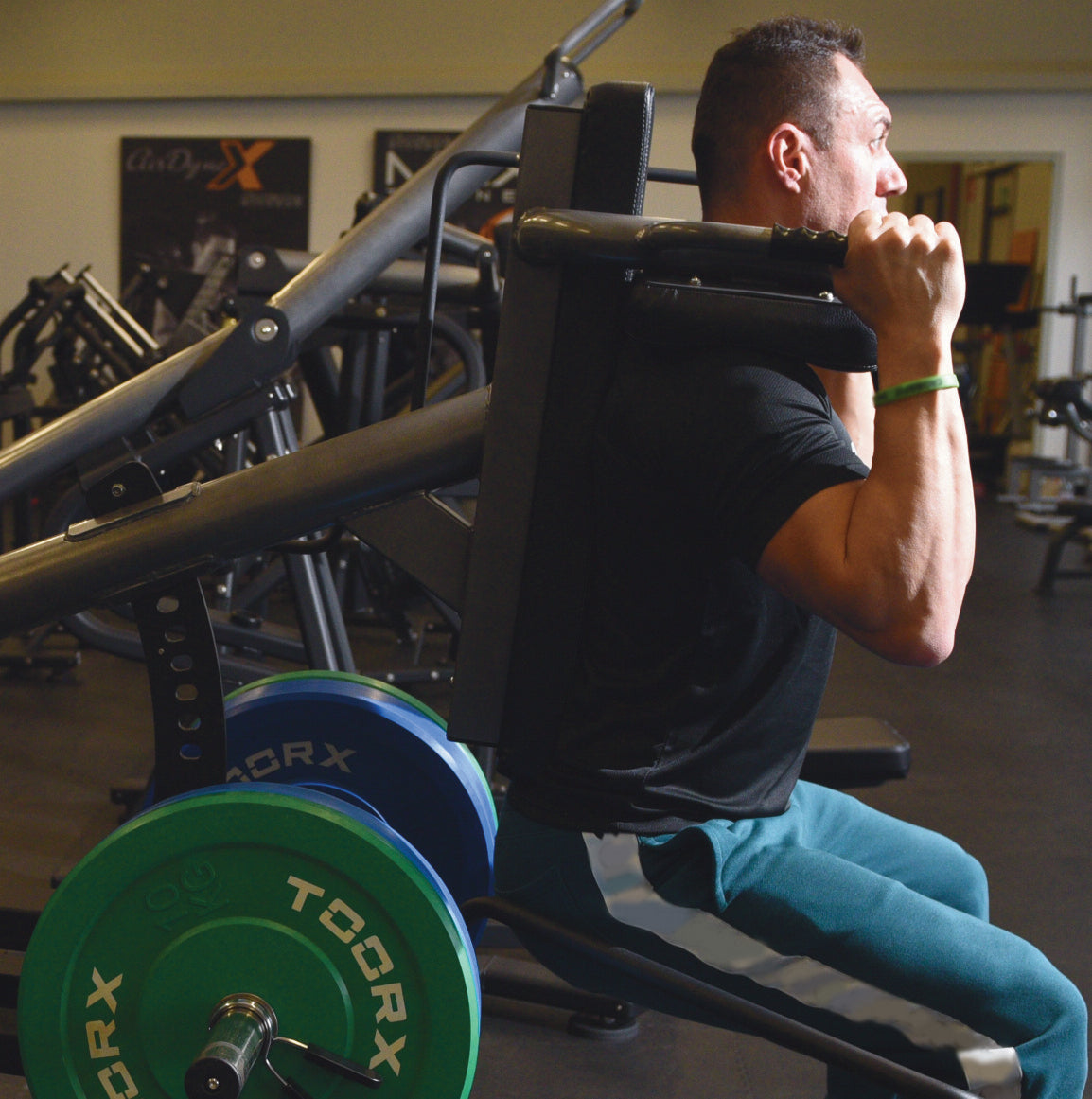 TOORX Aktiv Line Hack Squat (plate loaded) FWX-6200 – Ansicht 2