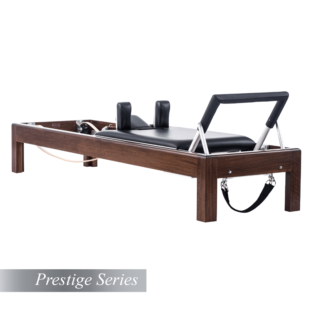 Legacy Apparatus Pilates Reformer 80″ – Ausführung Nussbaum, Ansicht 1