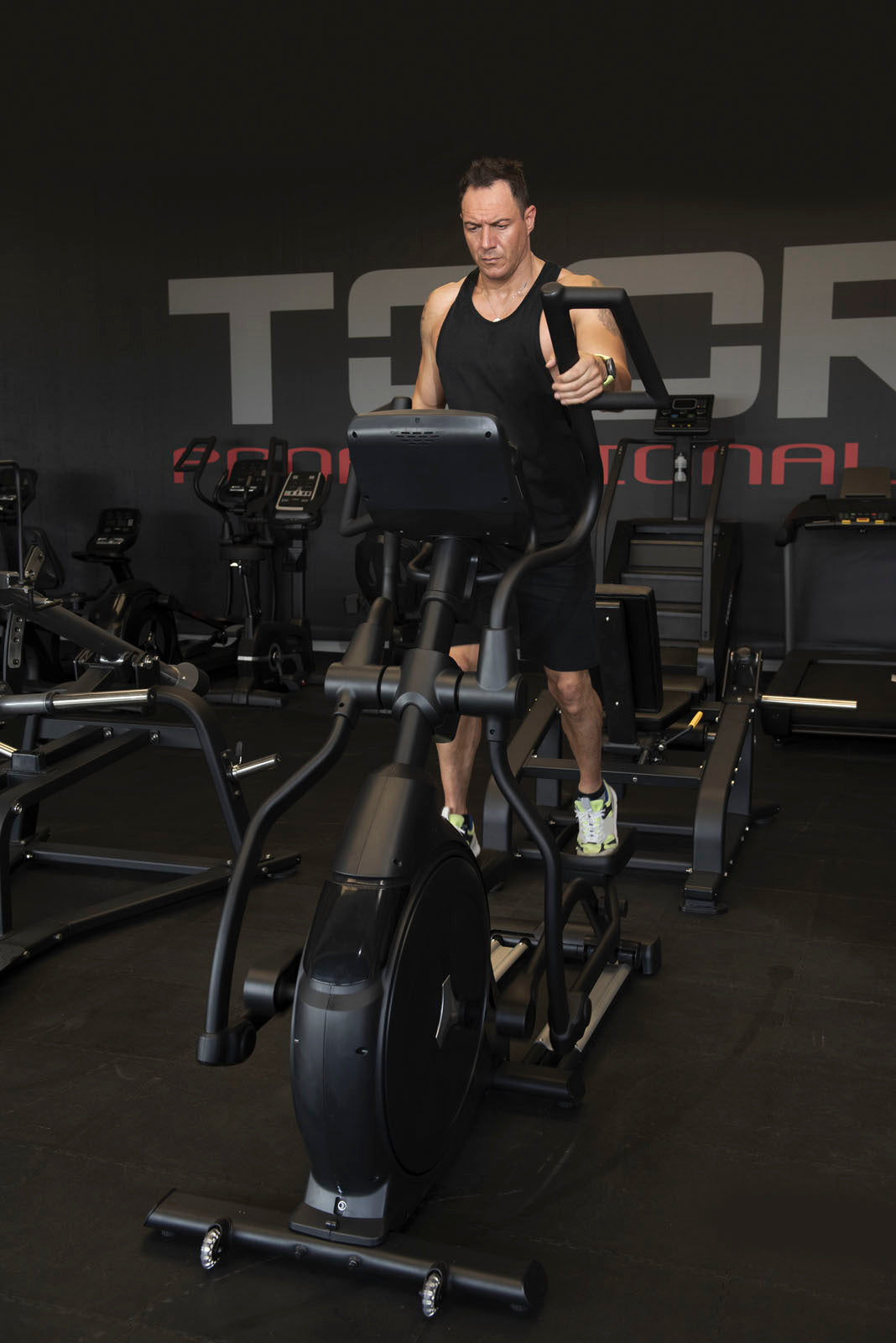TOORX Crosstrainer ERX-9500 – Ansicht 2