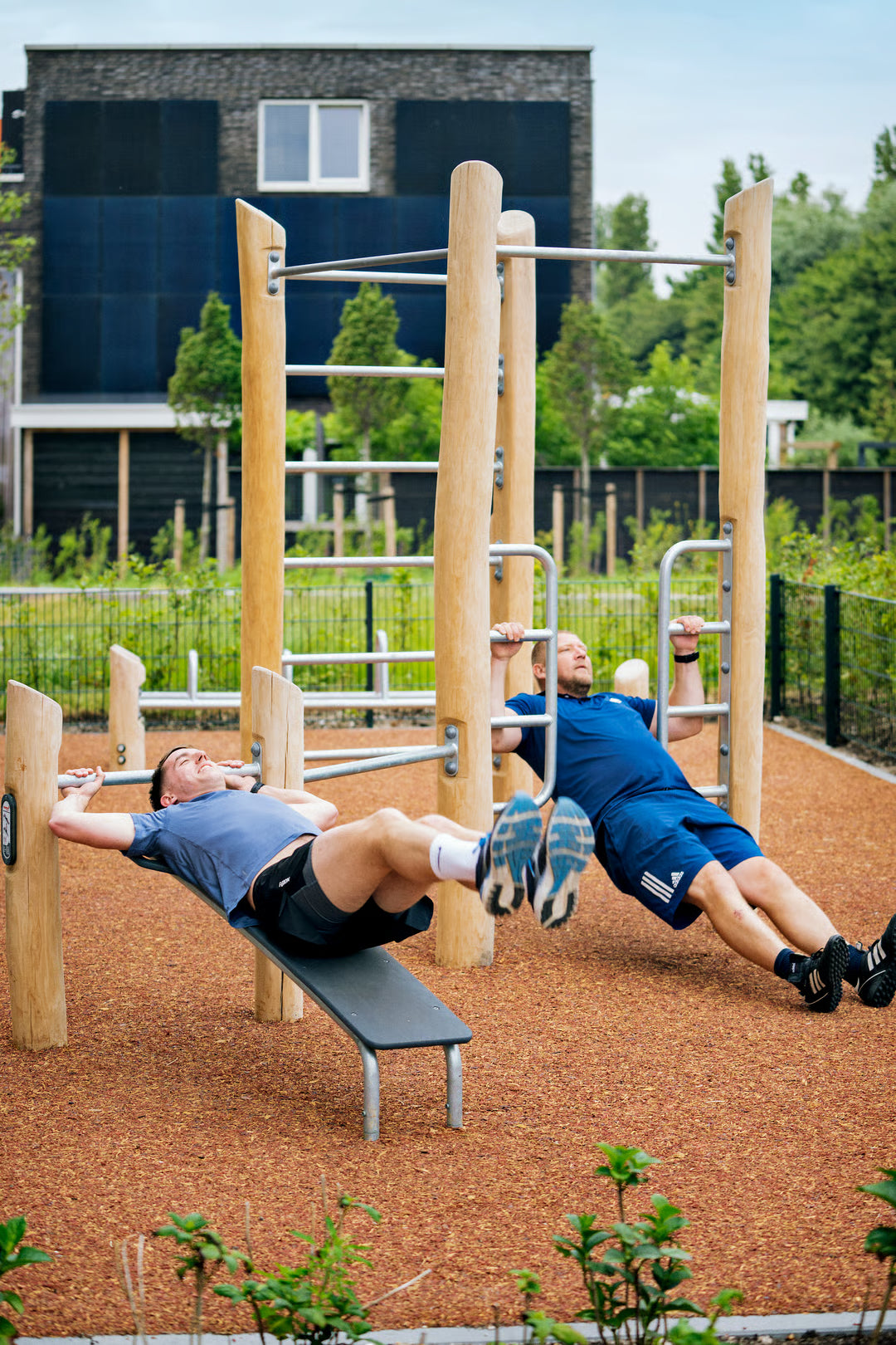 Kompan Outdoor Street Workout Robinia Combi 2