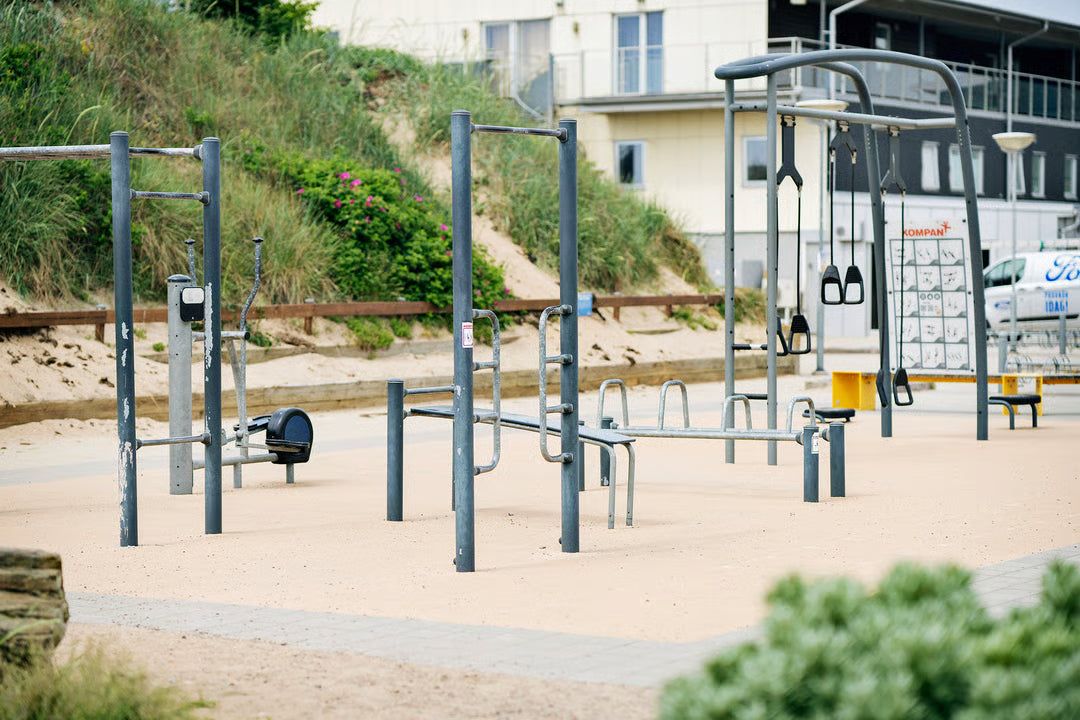 Kompan Outdoor Street Workout Push Up & Pull Up Station