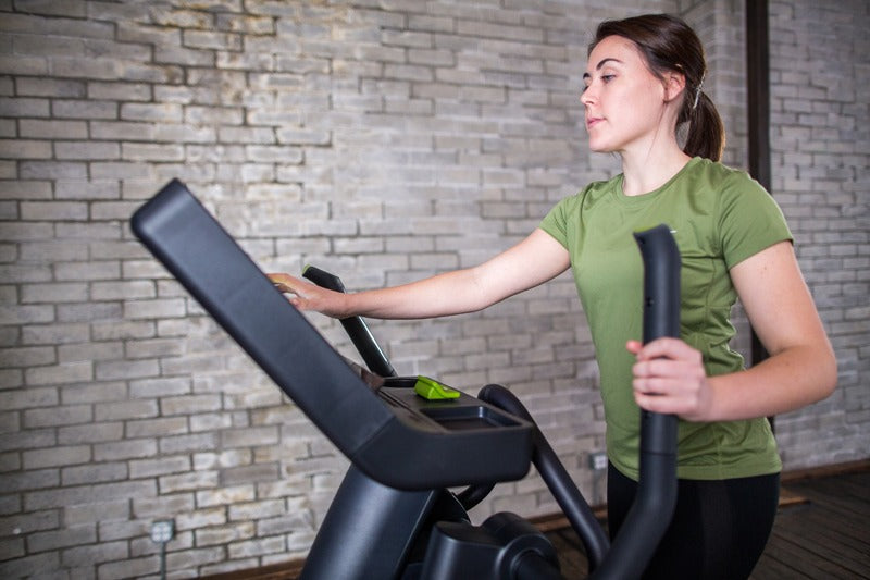 SportsArt ECO-NATURAL Status Line Ellipsentrainer E876