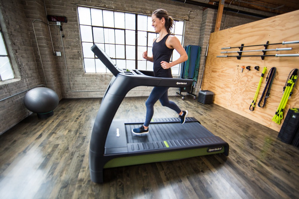 SportsArt ECO-POWR Status Line Laufband G690 Verde