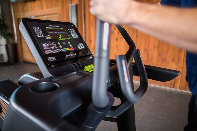 SportsArt ECO-NATURAL Status Line Crosstrainer Verso V886