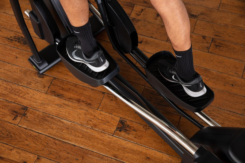 SportsArt ECO-NATURAL Elite Line Ellipsentrainer E874