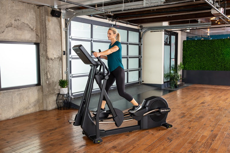 SportsArt ECO-NATURAL Elite Line Ellipsentrainer E874