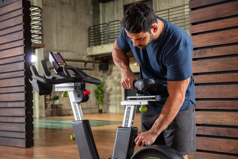 SportsArt ECO-POWR Status Line Indoor Bike G516