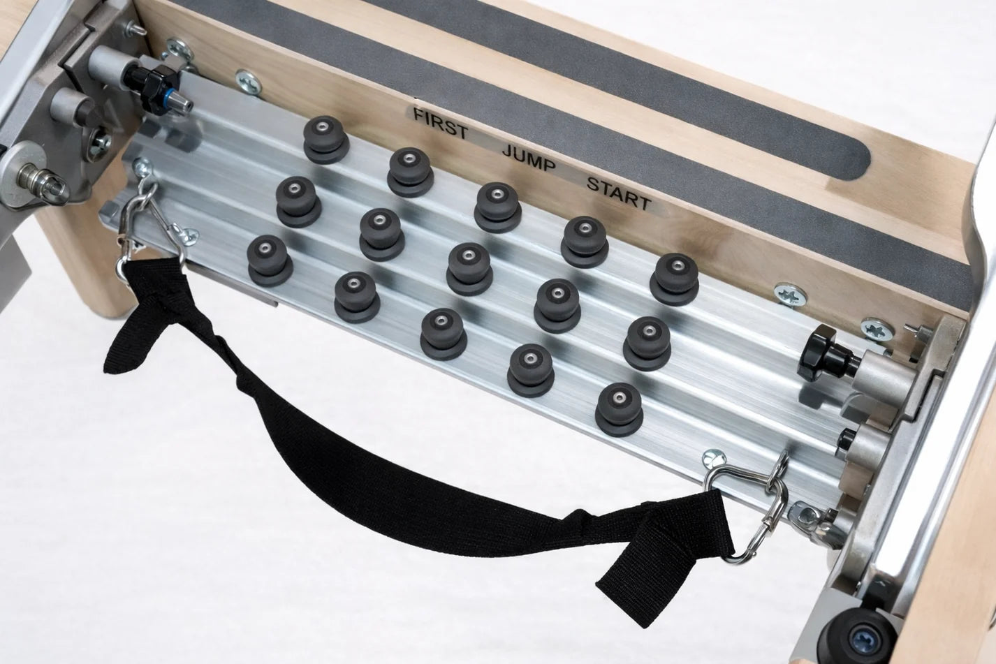 The Virtù Line Reformer SOLEA