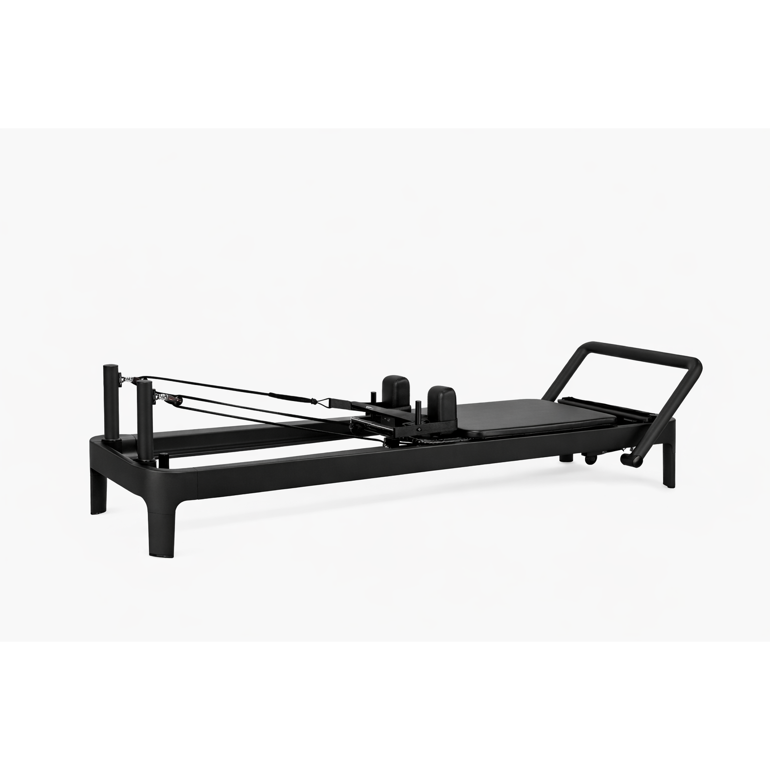 The Virtù Line Reformer GRAZIA Black Edition