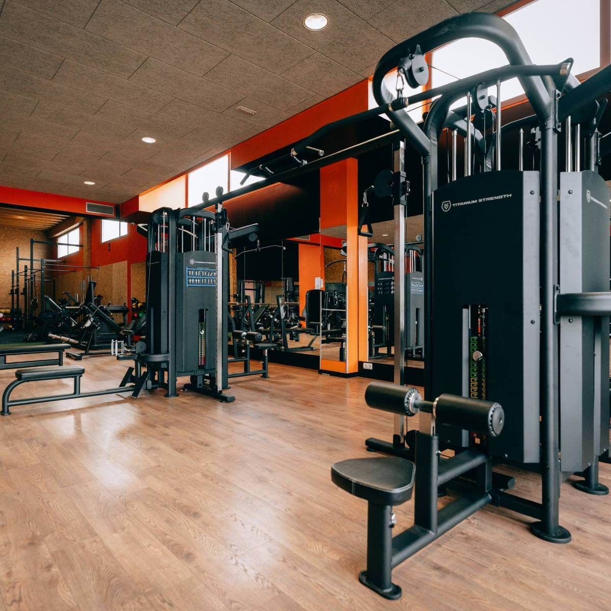 Titanium Strength Black Series 8 Stationen Turm