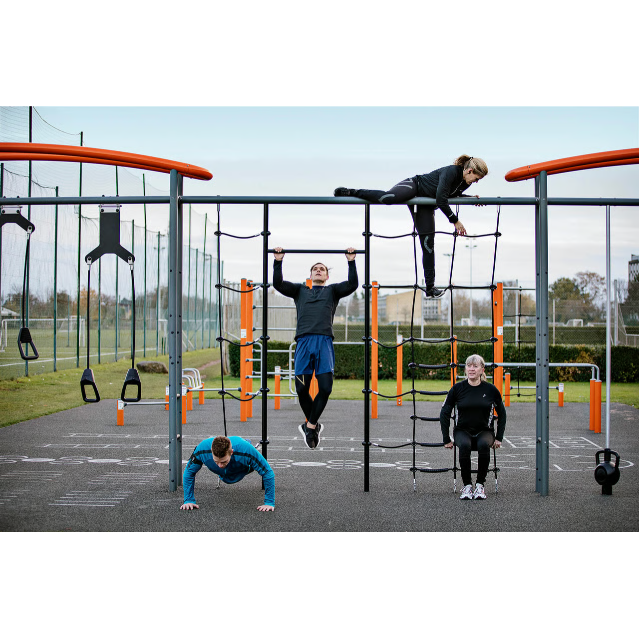 Kompan Outdoor Crosstraining Pro Combi 1