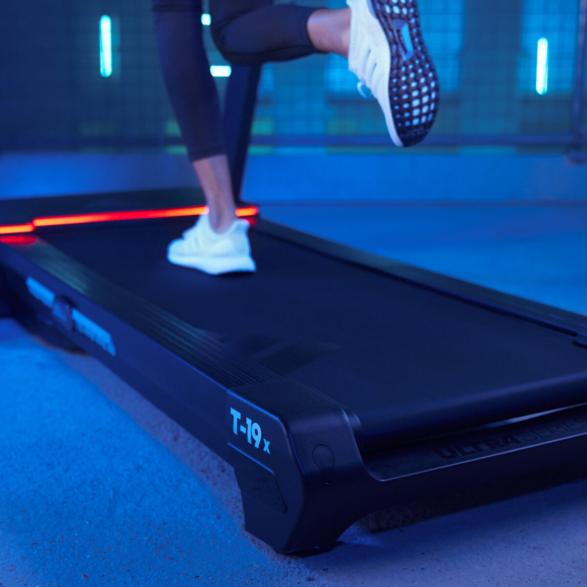 adidas Laufband T-19x