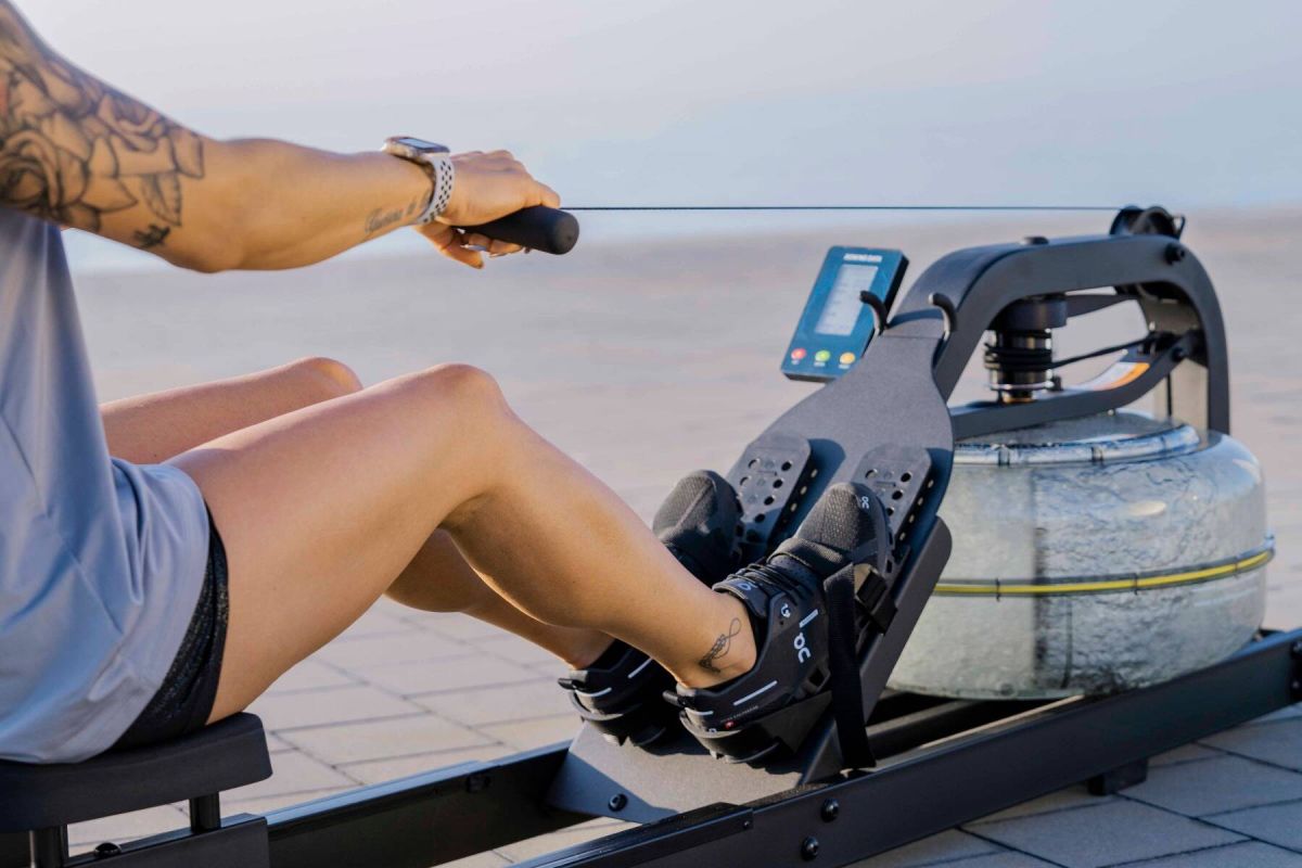 Titanium Strength Acqua Rower Rudergerät