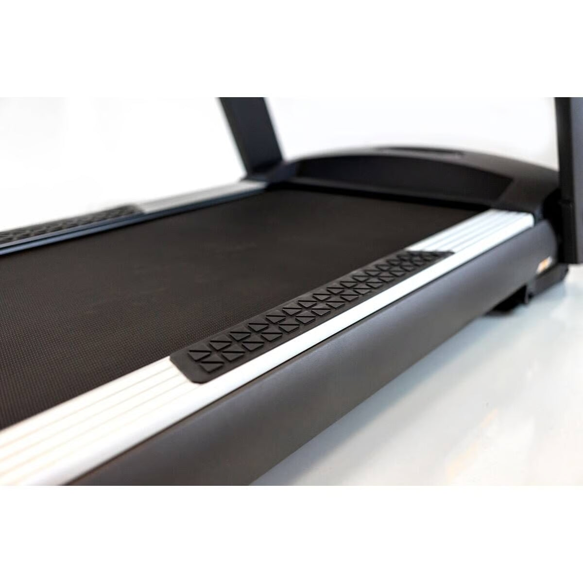 Titanium Strength Laufband Performance Series TM900