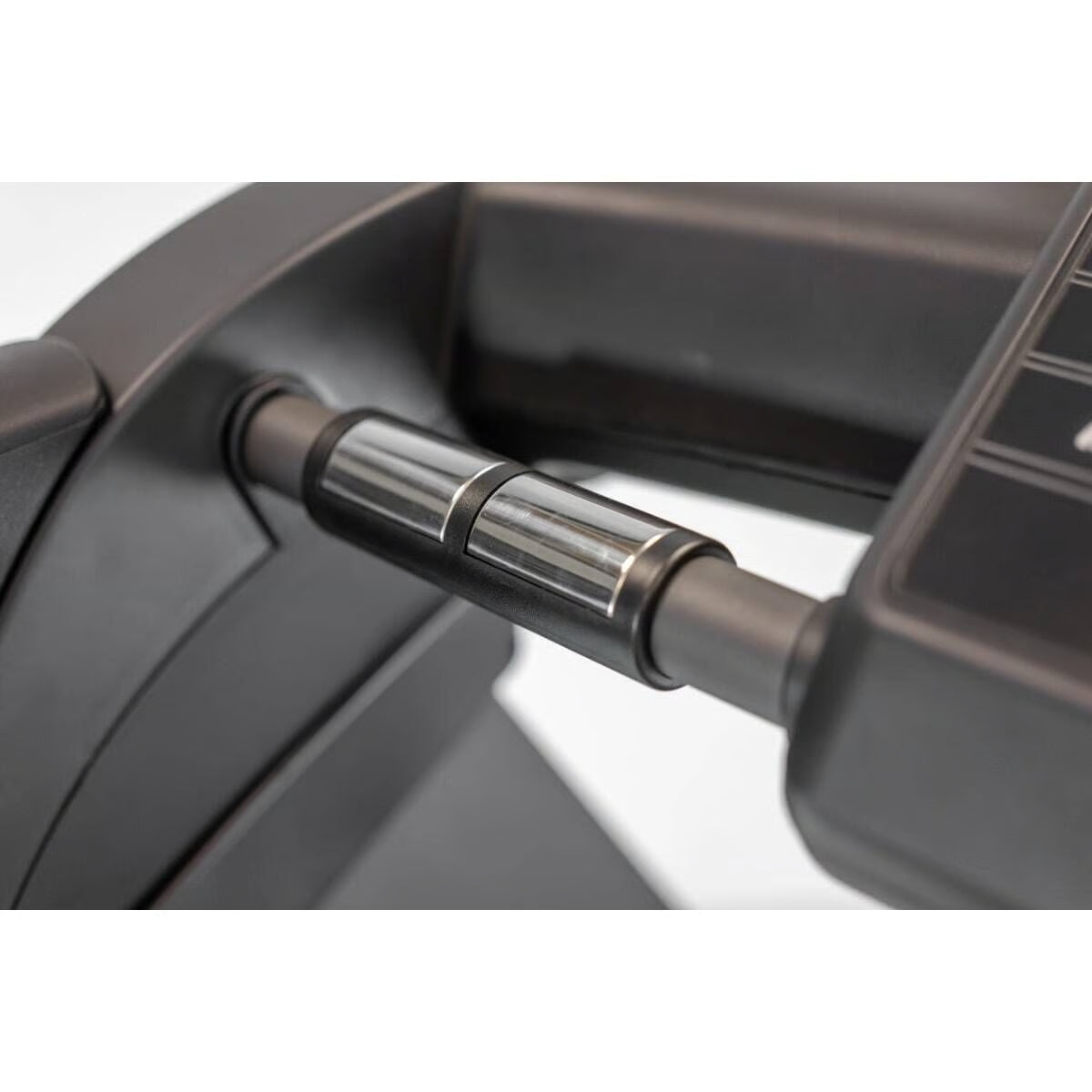 Titanium Strength Laufband Performance Series TM900